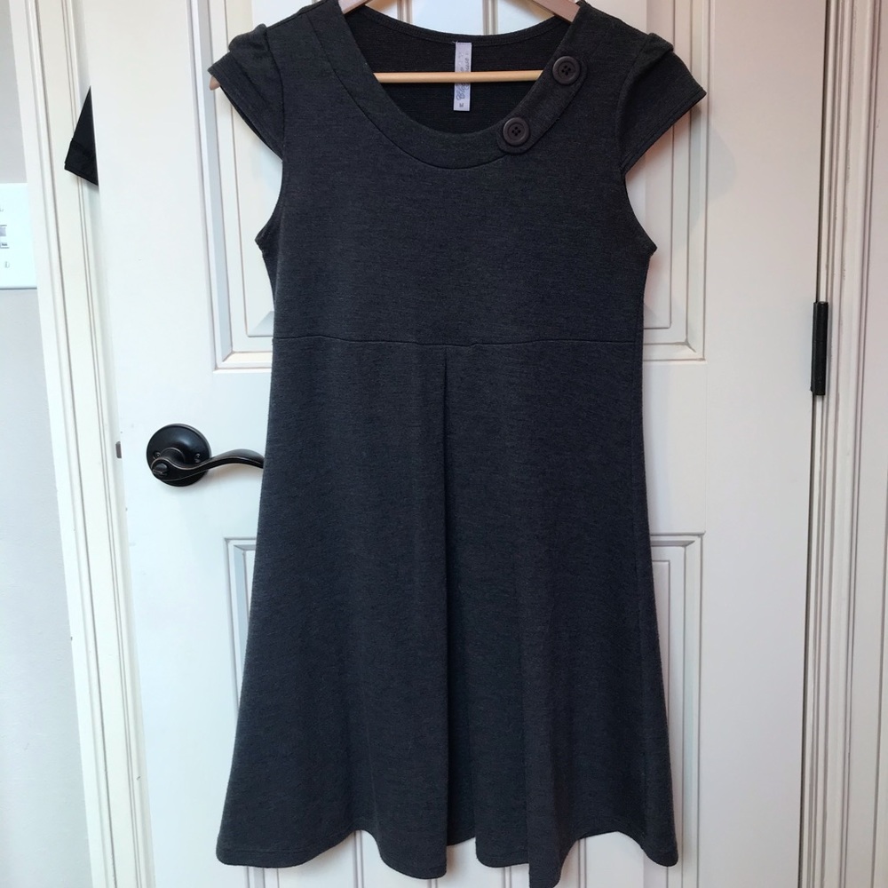 women’s casual dress